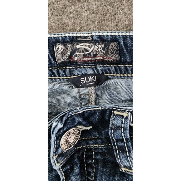 Silver Jeans Woman's Size 29X32 Suki Slim Boot Mid Rise Medium Wash - Picture 4 of 9